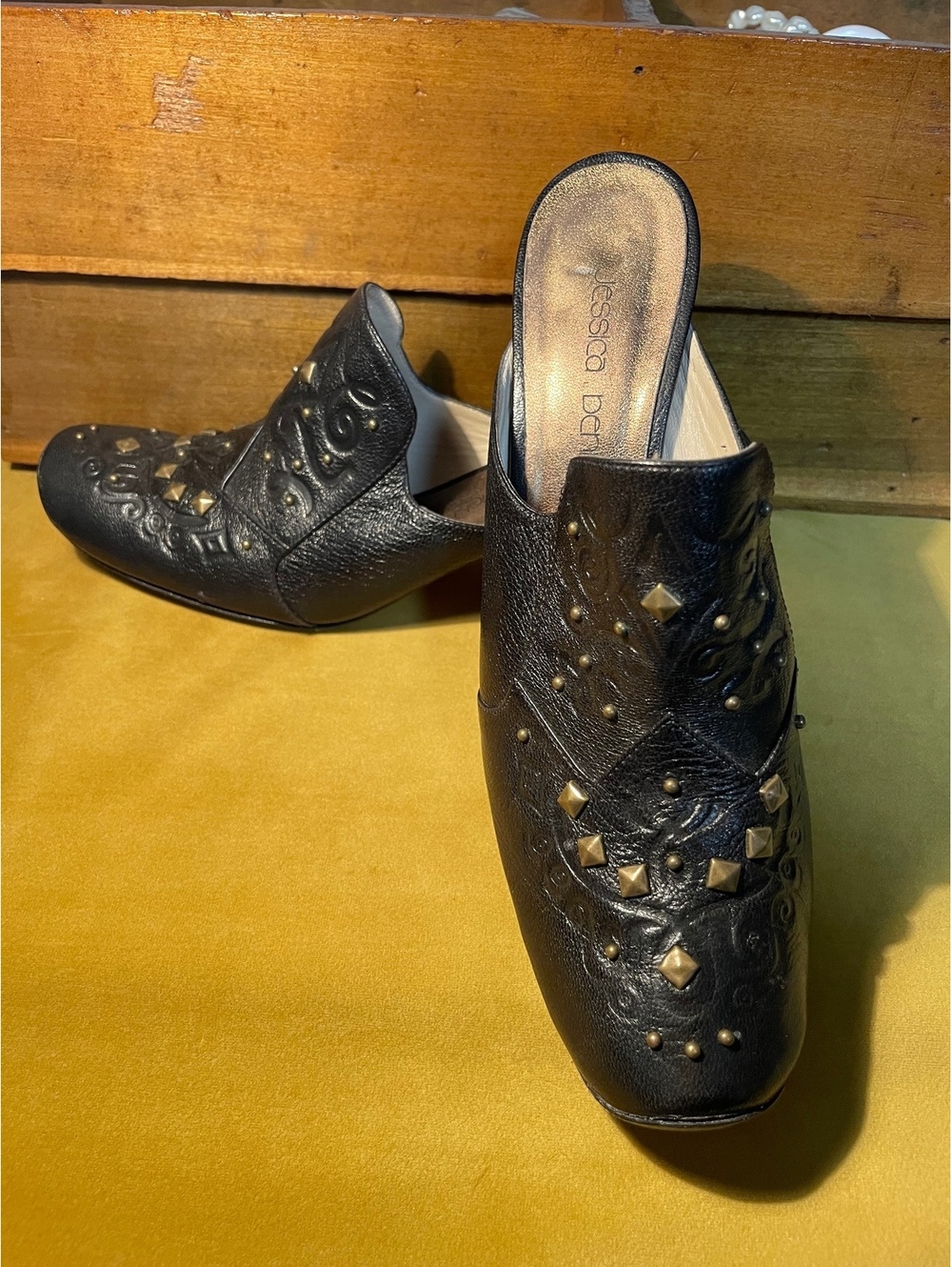 Vintage Jessica Bennett Jcoral 7.5 Black Leather Mules